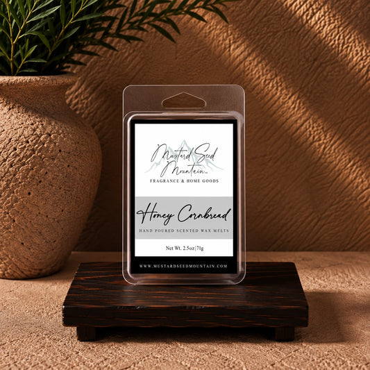 Honey Cornbread  wax melts with fragrance notes of warm cornbread, golden honey and creamy butter